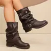 2026 Novas Botas Curtas Ocidentais de Cowboy Pretas Plissadas Vintage com Bico Redondo e Fivela, Botas Largas da Moda