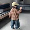 Camisa Forrada de Felpa para Niños Otoño Invierno Bebé Chaqueta Engrosada Estilo Coreano Infantil Chico Guapo Elegante Niño Pequeño Top a Cuadros