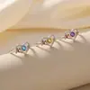 Anillo de Corazón de Diamante Brillante, Anillo de Diseño Único de Lujo Ligero, Sensación Elegante y de Alta Gama, Joyería de Nicho para Mujer, Forma de Corazón