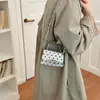 Bolsa de mão casual de bolinhas para mulheres, novo estilo da moda outono 2026, bolsa de ombro, bolsa transversal, bolsa quadrada pequena fashion