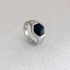 Anillo hexagonal negro con diseño de personalidad de moda, gota de pegamento, apertura geométrica, anillo para la articulación del dedo índice, suministro de comercio electrónico