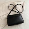 Nova Bolsa de Ombro com Corrente da Moda 2026 para Mulheres, Bolsa Transversal Simples e Moderna, Bolsa Quadrada Pequena Casual e Estilosa para Senhoras