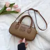 Moda Vintage Bolsa de Boliche Portátil Bolso de Mujer 2025 Nuevo Simple Casual Texturizado Bolso de Hombro Crossbody Bolso Cuadrado Pequeño
