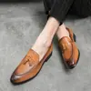 Zapatos de Cuero Británicos Retro con Punta y Borlas, Estilo Coreano, Mocasines Versátiles de Moda sin Cordones de Caña Baja para Hombres Jóvenes