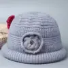 Chapéu feminino outono e inverno novo chapéu antigo de malha casual moda mãe chapéu meia-idade e idosos engrossado lã forrada quente chapéu de lã