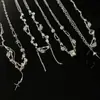 Collar con Cruz Envuelto en Luz de Luna Blanca, Cadena para Clavícula con Diseño de Nicho Moderno, Accesorio de Cuello Estilo Dulce y Fresco