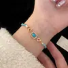 Pulsera de cuentas turquesas de lujo para mujer, diseño único, elegancia de alta gama, versátil, moderna y joyería personalizada