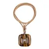 2328-Ágata de Cristal Natural 30mm Cuadrado Trenzado Cuadrado Hebilla de Seguridad Collar Punto Turístico Venta Caliente Producto Nuevo Transfronterizo