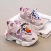 Sandalias para Niñas Kuromi 2025 Nuevo Verano Moda Infantil Zapatos Deportivos de Malla Superficie de Malla Hueca Zapatos Blancos
