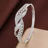 Fornecimento Exclusivo Transfronteiriço de Pulseiras de Zircônia com Rosca Personalizadas 2026 Nova Joia de Alto Padrão para Mulheres Exquisite Pulseiras Vazadas Direto do Fabricante