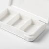 Caja de medicamentos pequeña portátil de 3 celdas para el hogar, mini caja de almacenamiento de medicamentos sellada, caja de medicamentos para llevar, pastillero de viaje, venta al por mayor