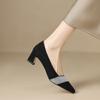 Zapatos de Trabajo de Piel de Oveja Negra para Viajeros, Nuevos para Mujer, Combinan con Todo, Cuatro Estaciones, Tacón Medio Grueso, Pedrería, Boca Baja, Elegantes Zapatos de Capa Única OL