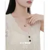 Exquisito Collar de Perlas de Tiempo para Clavícula para Mujer, Lujo Ligero, Elegante, Moderno, Versátil para Uso Diario, Sensación de Alta Gama, Accesorio de Cadena Floral para Clavícula