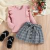 Ropa para niños Baoxi, estilo europeo y americano, otoño e invierno para niños, camisa de manga larga con vuelo de foso, falda corta a cuadros, cinturón, traje de tres piezas