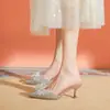 Novedad Primavera y Verano 2025 Zapatillas de Media Punta Puntiagudas con Lentejuelas y Lazo Sandalias de Uso Exterior Estilo Francés Elegante Tacón de Aguja Tacones Altos