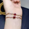 Pulsera de rubí natural. El cristal es claro y transparente, el rubí es tan brillante como una llama ardiente, tamaño de anillo 5*7