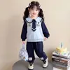 Conjunto de Otoño para Niñas 2026 Nuevo Elegante Ropa de Otoño Infantil de Conejo Policía Estilo Academia Sudadera con Capucha y Pantalones Conjunto de Dos Piezas