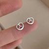 Pendientes pequeños y frescos con forma de cabeza de pan para mujer, de nicho, sencillos, de moda diaria, para ir al trabajo, que combinan con todo, accesorios de alta gama para las orejas, de moda.