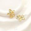 Brincos Assimétricos Estéreo de Flor com Argolas Penduradas Banhados a Ouro 14K com Preservação de Cor Materiais para Acessórios de Joalheria de Orelha DIY Feitos à Mão