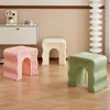 Mesa Auxiliar Creativa tipo Crema para Sofá para Uso Doméstico, Taburete para Cambiarse los Zapatos para Sala de Estar, Mesa de Centro Ondulada Simple Moderna, Mesita de Noche para el Hogar