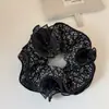 Scrunchie Pequeno Floral de Contraste Duas Cores Estilo Coreano com Acabamento em Tule de Quatro Camadas, Prendedor de Cabelo Flor de Botão de Alta Qualidade