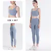 Conjunto de dos piezas de soporte de alta resistencia para yoga para mujer, con un sujetador deportivo de tirante fijo y pantalones largos sin costuras de cintura alta, perfecto para Pilates