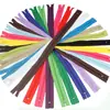 Suministro de fábrica en stock autoblocante color 3 cremallera de nailon control de acceso 20 cm cremallera cerrada cremallera para pantalones ropa