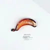 Pinza de plátano acrílica curva, simple y clara, tamaño pequeño, antideslizante, pinza vertical en forma de media luna, versátil para el peinado diario, disponible para venta al por mayor