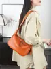 Bolso de Piel Genuina Nuevo Más Vendido para Mujer, Bolso Tipo Dumpling de Piel de Ternera de Primera Capa Transfronterizo, Bolso Cruzado de Hombro Casual para el Trabajo
