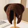 Atacado 25 Anos Outono e Inverno Novo Chapéu de Tricô com Orelhas de Urso Fofo Chapéu Feminino de Outono e Inverno à Prova de Frio e Quente com Proteção para as Orelhas