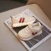 Zapatos deportivos para niños, nuevos modelos de primavera y otoño, zapatillas de correr para niños, zapatos blancos estilo coreano para niñas, zapatos para bebés de 1 a 6 años