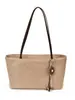 Bolsa tote de grande capacidade para mulheres, novo modelo 2026, de alta qualidade, bolsa simples para o dia a dia, bolsa de ombro e de braço estilosa e versátil