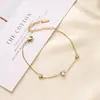 Pulsera Triangular de Circonita de Acero de Titanio de Nuevo Estilo Europeo y Americano para Mujer, Diseño de Nicho, Lujo Ligero, Versátil, Exquisita y que No se Desvanece, Pulsera Geométrica