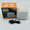 Lanterna de Camping Portátil para Exterior Pequena Portátil para Acampamento Iluminação de Emergência Longa Duração Recarregável Atmosfera Pequena Lâmpada Quadrada