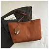 Bolsa Pequena Casual Feminina 2025 Nova Versátil Bolsa de Axila Bolsa de Ombro para Trabalho Bolsa Carteiro Outono Nova Bolsa Tote