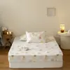 Nuevo Protector de Cama Individual de Invierno Estampado de Dibujos Animados de Alta Densidad de Leche, Antideslizante y Difícil de Mover, Cubierta de Cama de una Pieza