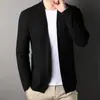 Cardigan Tricot Masculino Novo Primavera e Outono Manga Longa Masculina Juventude Slim Fit Casual Tricô Fino Roupa Masculina Estilo Primavera e Outono