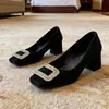Hebilla Cuadrada de Pedrería Estilo Francés Zapatos de Mujer Primavera 2026 Tacones Altos Bajos sin Cierre Tacón Grueso Zapatos de Calle Suaves para Mujer