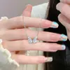 Colar Luminous de Borboleta para Mulheres, Design de Nicho, Estilo Light Luxury, Corrente de Clavícula com Zircônia, Pingente de Floresta Estilo Ins, Moderno