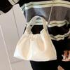 Bolsa de Mão Feminina em Couro com Cera de Óleo Moda Transfronteiriça 2025 Nova Bolsa Transversal de Corrente de Alto Padrão Elegante Bolsa Saco