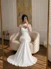 Vestido de novia de encaje europeo y americano de manga larga de 880W, silueta de sirena nupcial, ajustado, cuello alto, con cola blanca