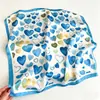 Pañuelo Cuadrado Pequeño Azul Fresco y Elegante de 70 cm, Nuevo Accesorio de Moda Primavera/Verano para Bolsos, Pañuelo de Seda Artificial