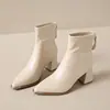Botas de Cano Curto com Salto Grosso e Zíper Traseiro Apontado Moda Feminina Salto Alto Botas de Couro Retrô Francês Outono e Inverno Forro Único Botas de Algodão
