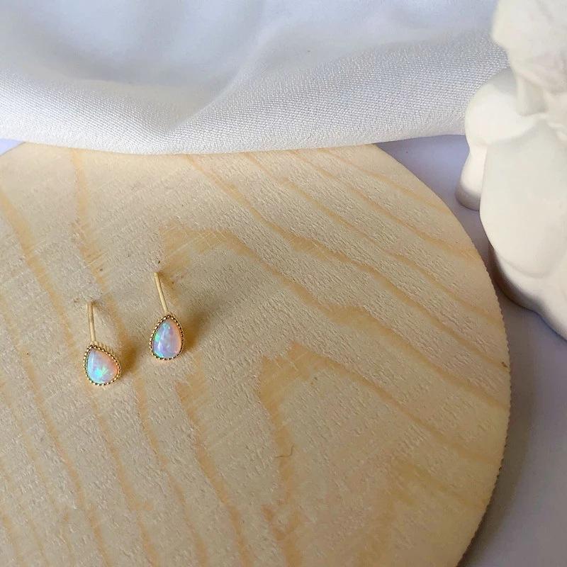 925-Sterling-Silver-Opal-Stud-