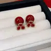 Brincos de Pérola com Flor Vermelha Retro Acessível de Luxo Dois Usos Outono e Inverno Brincos Modernos Elegantes Versáteis para Mulheres