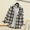 Camisa de cuadros estilo ins otoño estilo Hong Kong para hombre manga larga estilo coreano moderna guapa chaqueta casual camisa de pareja corte slim