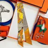 Lenço de Seda Pequeno em Sarja Hermes Versátil para Envolver Bolsas, Fita Longa Estreita de Seda para Amarrar Bolsas, Amarrar o Cabelo, Amarração, Gravata de Seda e Amarrar Alças