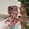 Fondo Rojo Hojas de Camelia Adecuado para Funda de Teléfono Apple 17 Pro Max iPhone 16 Cobertura Completa 15 A Prueba de Golpes 14 Tridimensional