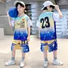 Conjunto Casual Versátil de Dos Piezas con Estampado Digital Completo Retro Cómodo Nuevo de Verano para Niños y Niñas, Ropa Infantil