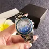 Novo Modelo de E-commerce Transfronteiriço Relógio Prateado Personalizado Masculino e Feminino, Relógio Estilo Esportivo Fashion, Design Simples, Relógio de Quartzo com Pulseira de Aço